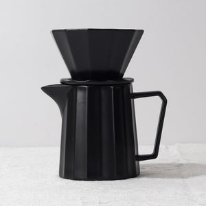 Contemporary ceramic ribbed drip pourover coffee set - Black & White - 400ml