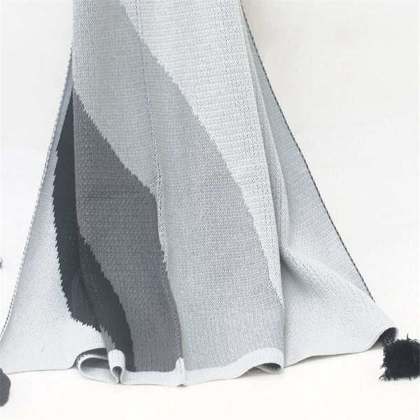Contemporary Boston Grey Knitted Tassel Throw - Black, white, grey